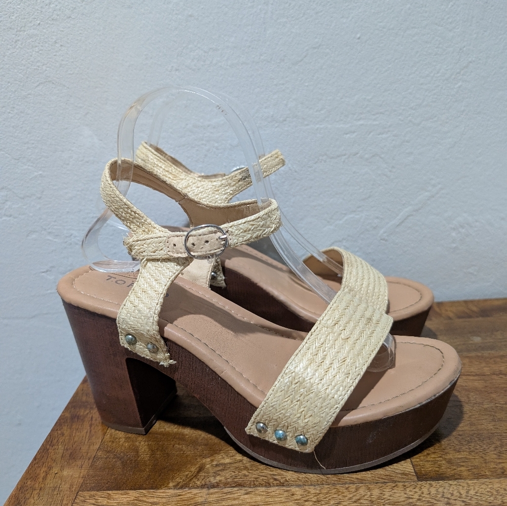 Torrid Woodgrain Platform Heel Sandal (WW) Tan‎ Brown Chunky Size 8